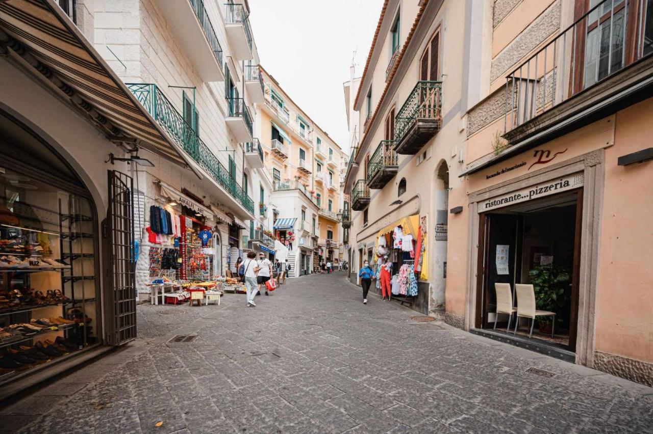 Apartmán White Amalfi Centro Storico By Italianhost Exteriér fotografie