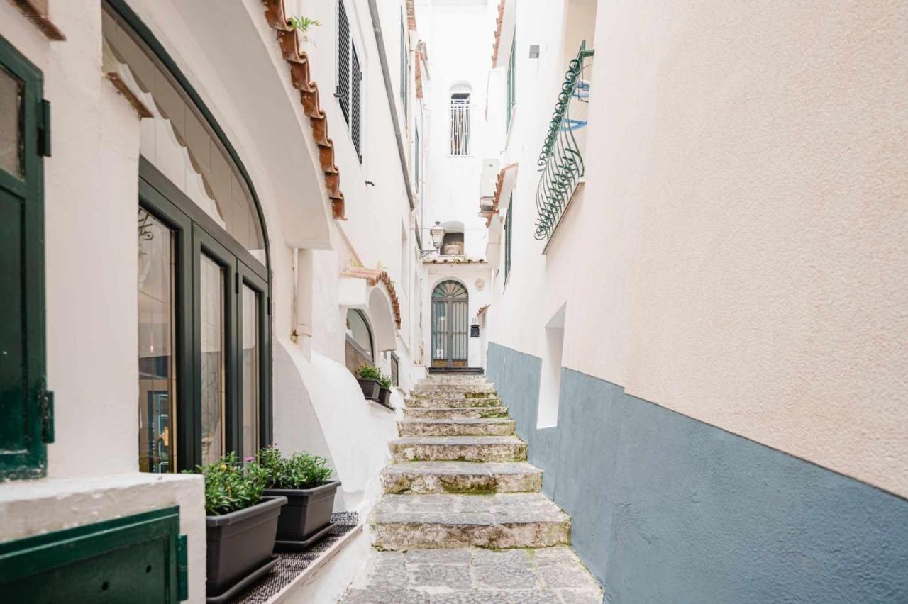 Apartmán White Amalfi Centro Storico By Italianhost Exteriér fotografie
